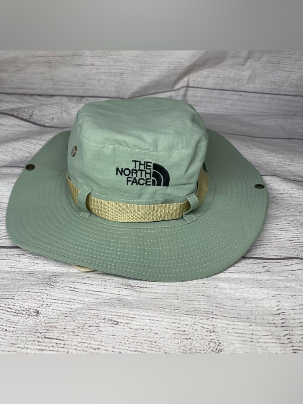 The Northface Green Sun Camping Bucket Hat